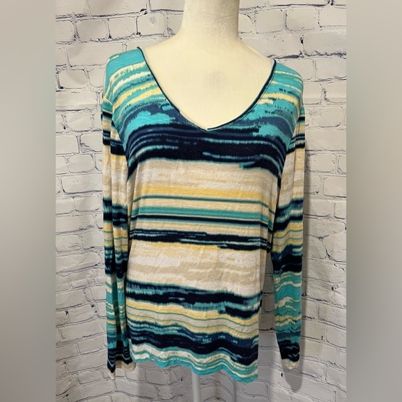 Easywear by Chico’s multicolor pull over V-neck top size 2/12 - Picture 1 of 6